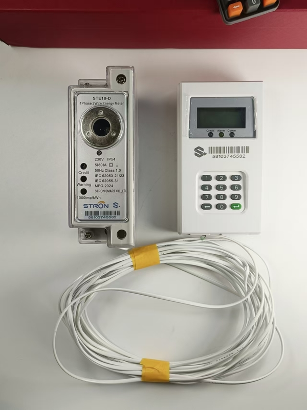 Sistema solar de pago conforme a la norma STS con integración de pagos móviles y conexión/desconexión remota