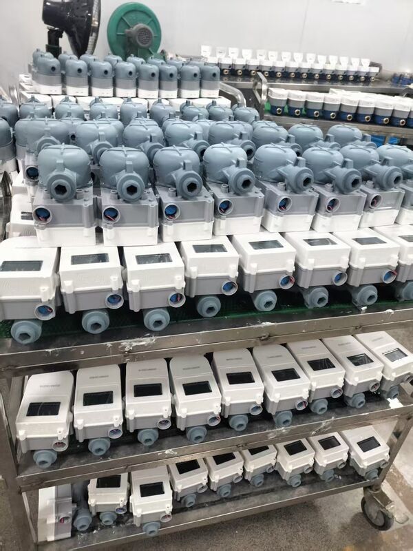 Medidor de agua inteligente prepagado con tarjeta IC DN15-DN300, impermeable IP68, certificado MID de clase B ISO4064, cuerpo de latón/nilón/acero inoxidable, software de gestión gratuito
